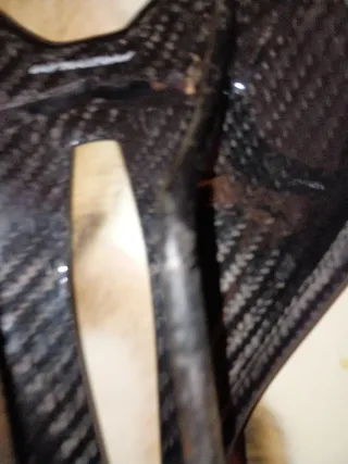 Sillín RYET Fibra Carbono Acolchado ligero