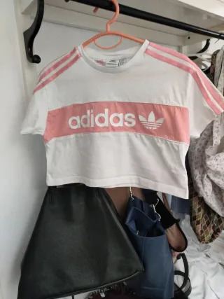 Camiseta Adidas Top Niña Rosa y Blanca