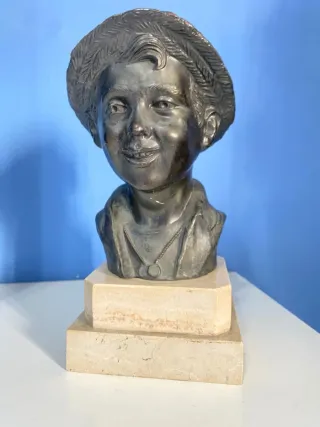 Busto Bambino Bronzo con Cappello