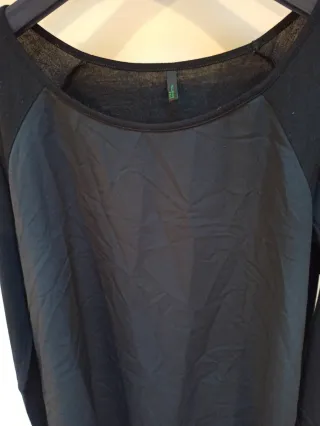 Blusa Benetton Oversize Negra Talla Única
