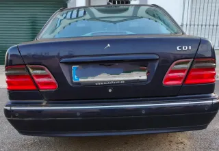 Mercedes-Benz Clase E 2001