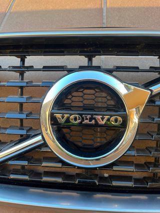 Parrilla Volvo XC60