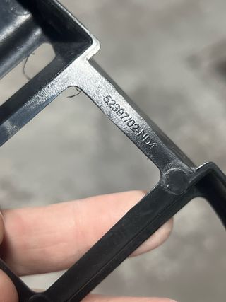 Soporte Paragolpes Trasero  derecho VW Polo