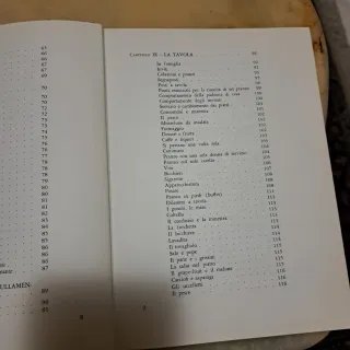 Libro Il saper vivere di donna Letizia