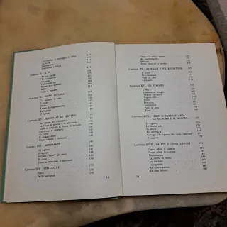 Libro Il saper vivere di donna Letizia