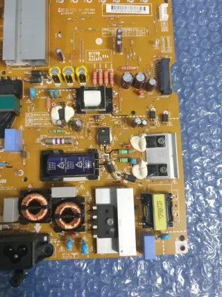 Fuente Alimentación LG 42LB670V