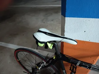 Bicicleta carretera Focus aluminio