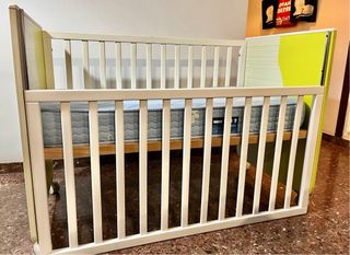 Cuna madera, colchón y protector