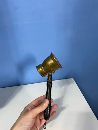 Antica Caffettiera in ottone con manico in legno