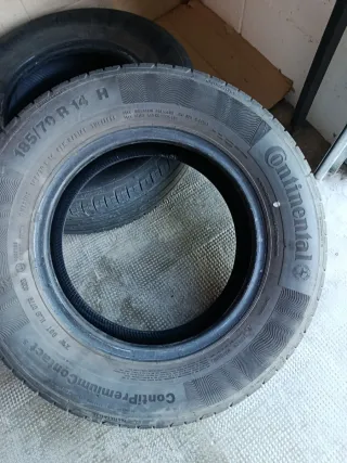 Neumáticos de coche