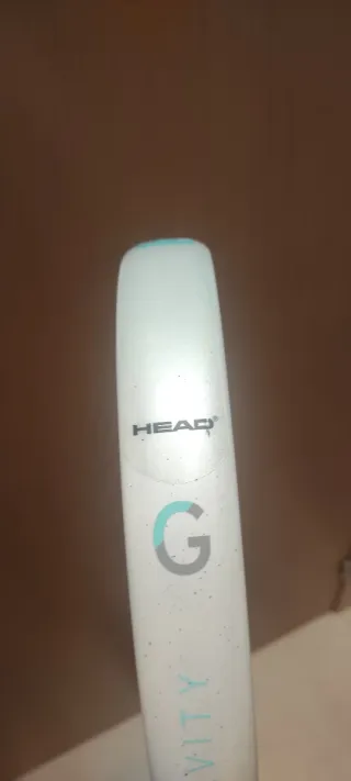 Pala de pádel Head Gravity Pro 2025