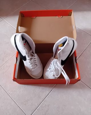 Nike Blazer Mid '77 Unisex Scarpe