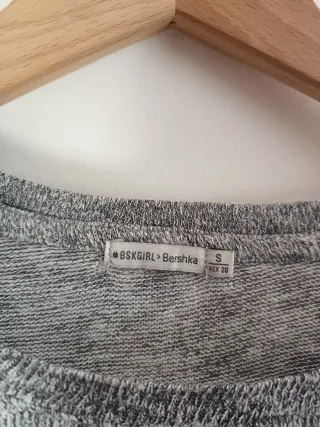 Jersey Stradivarius gris jaspeado con coderas