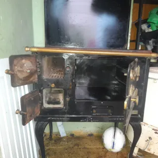 Cocina antigua de metal  muy buen estado