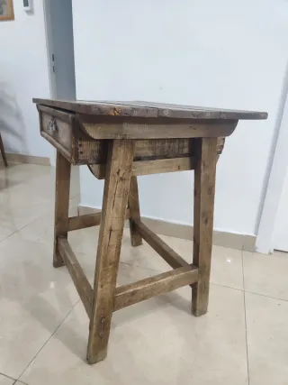 Mesa tocinera antigua