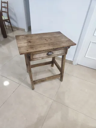 Mesa tocinera antigua