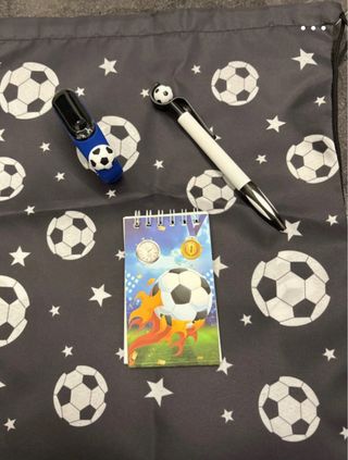 Bolsa, bolígrafo y libreta temática fútbol