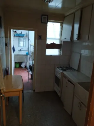 2 piso sin ascensor buena ubicación cerca de tren