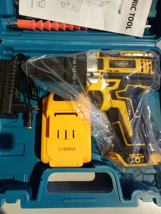 Taladro percutor/atornillador a batería