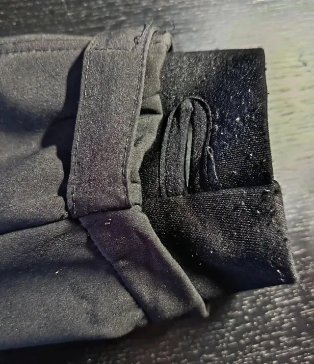 Chaqueta deportiva softshell negra