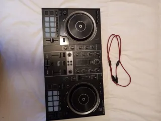 Hercules Impulse 500 DJ Controller
