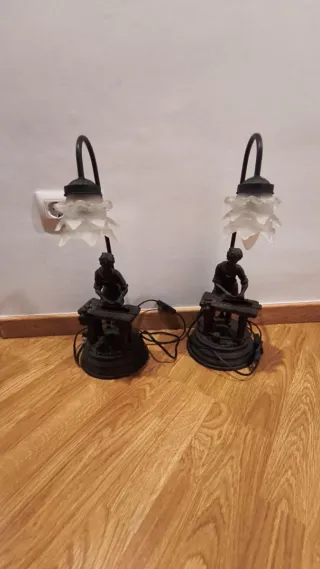 Lámpara Hierro Forjado Figura Hombre