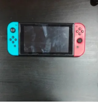 Nintendo Switch + Funda Protectora