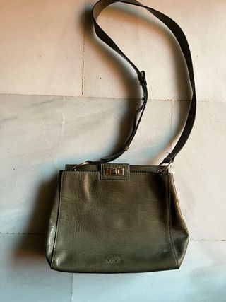 Bolso Parfois verde oliva efecto piel