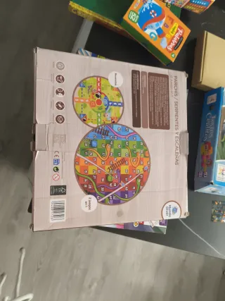 Juego Serpientes y Escaleras / Parchís
