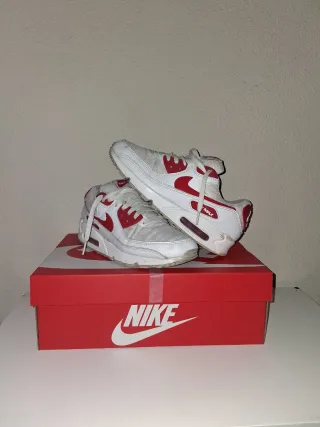Zapatillas Nike Air Max Blancas y Rojas