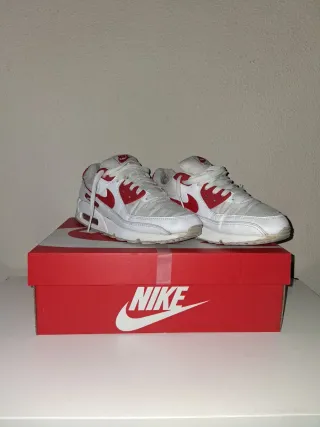 Zapatillas Nike Air Max Blancas y Rojas