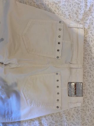 Tejanos blancos Brownie con tachuelas