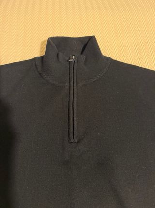 Maglioncino leggero con zip nero