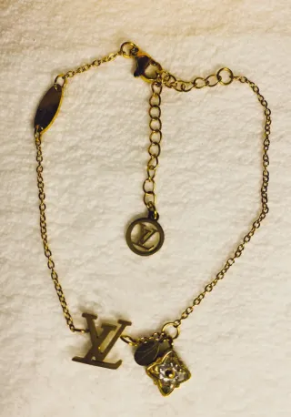 Pulsera Louis Vuitton Dorada