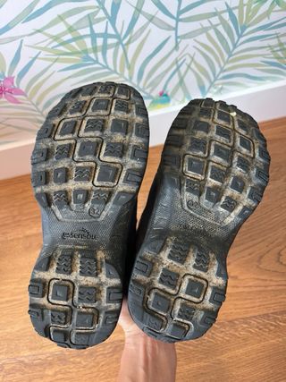 Botas nieve apreski  Decathlon T32 negras