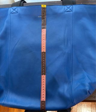 Bolso de piel azul Uterqüe