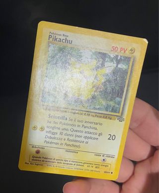 Carte Pokémon Pikachu