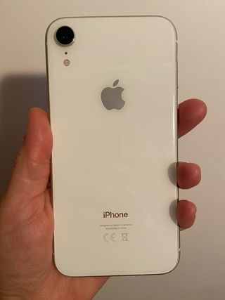 iPhone XR 64GB Blanco. protector y funda nuevos.
