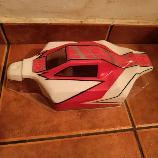 Carrocería 1/8 TT Associated b3.1e