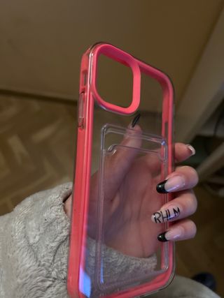 Cover iPhone 11, vendibili separatamente