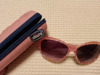 Gafas de sol infantiles con flores