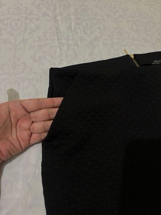 Falda Bershka Negra Talla L