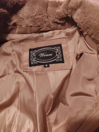 Plumífero entallado marrón talla S