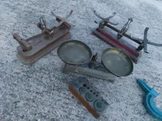 Báscula antigua de precisión