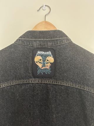 Cazadora vaquera Levi's Metallica negra