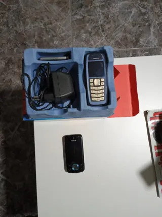 Lote 2 móviles Nokia