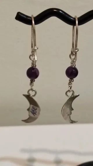 Pendientes de plata con luna y amatista
