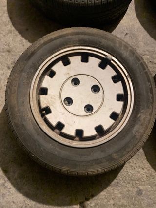 Llantas de aluminio de Peugeot 205 de 13”