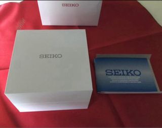 Reloj Seiko Mujer Plata y Blanco