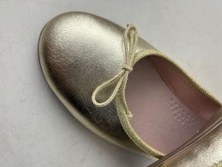 Manoletinas piel dorada talla 39